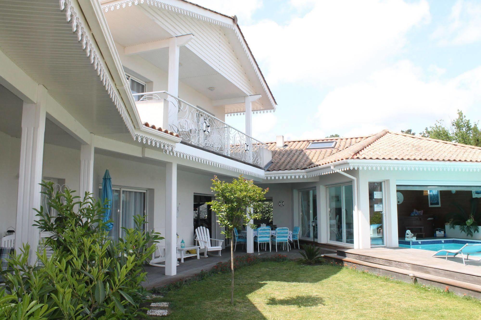 Aresia Bed and Breakfast Exteriör bild